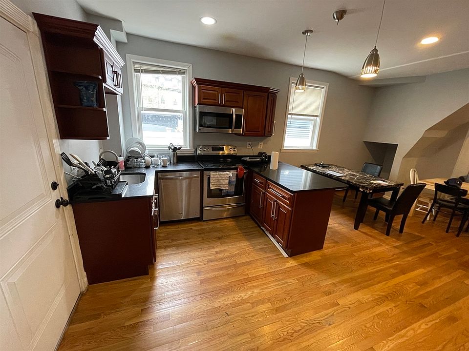 1st image of 330 Western Ave #U2