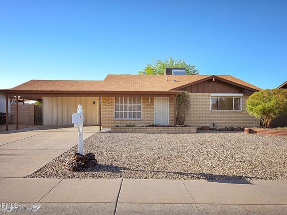 2nd image of 4831 W Desert Hills Dr
