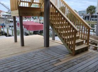 7200 Sharp Reef Dr #6, Pensacola, FL 32507
