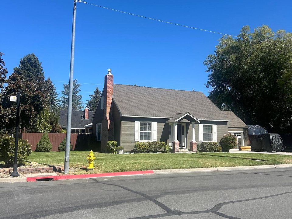 2nd image of 1627 Mono Ave