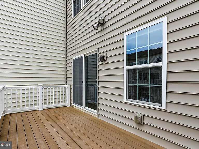 7610 Golden Slumber Ln — Photo 38