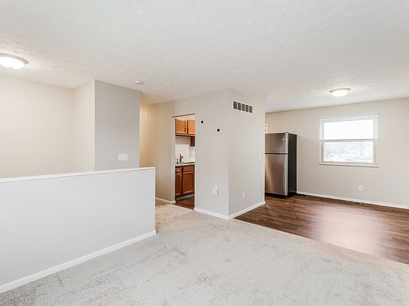 2nd image of 5465 Starcrest Dr