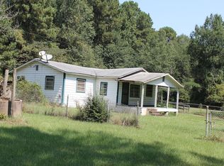 246 Noble Dr, Milam, TX 75959