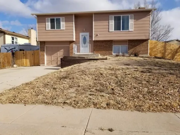 817 Badger Dr, Colorado Springs, CO 80916