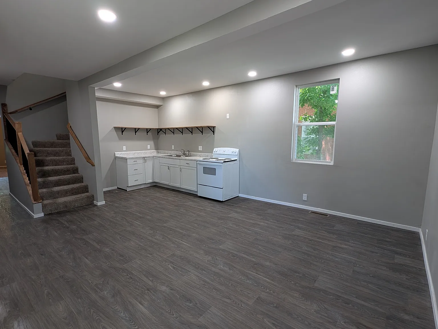 3 bed, 1268 sqft, $1,300 — Photo 3