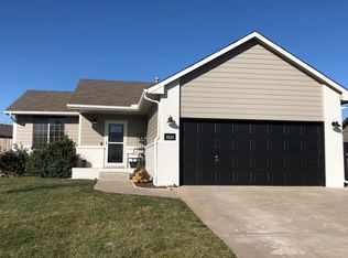 2221 S Wheatland St, Wichita, KS 67235