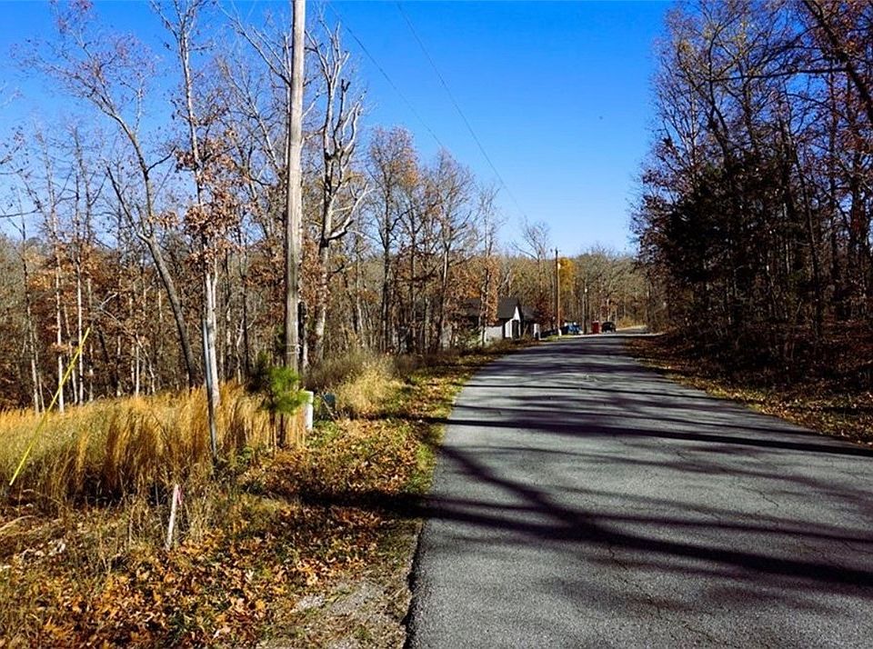 2nd image of Eden Ln #71