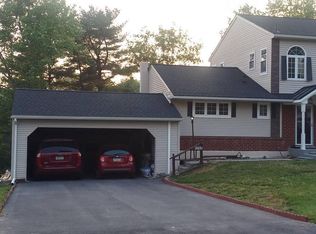 1252 Memory Ln, West Chester, PA 19380