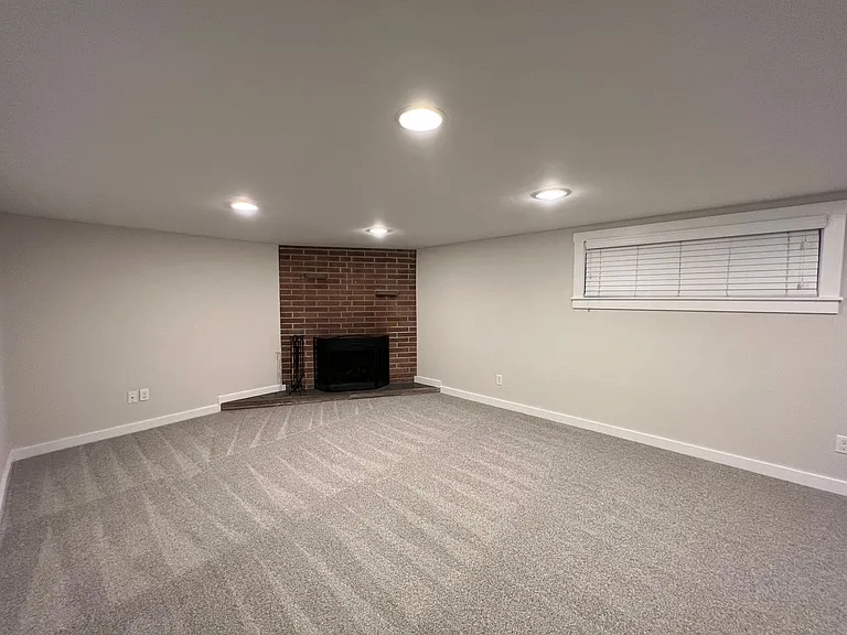 15822 SE 128th St — Photo 21