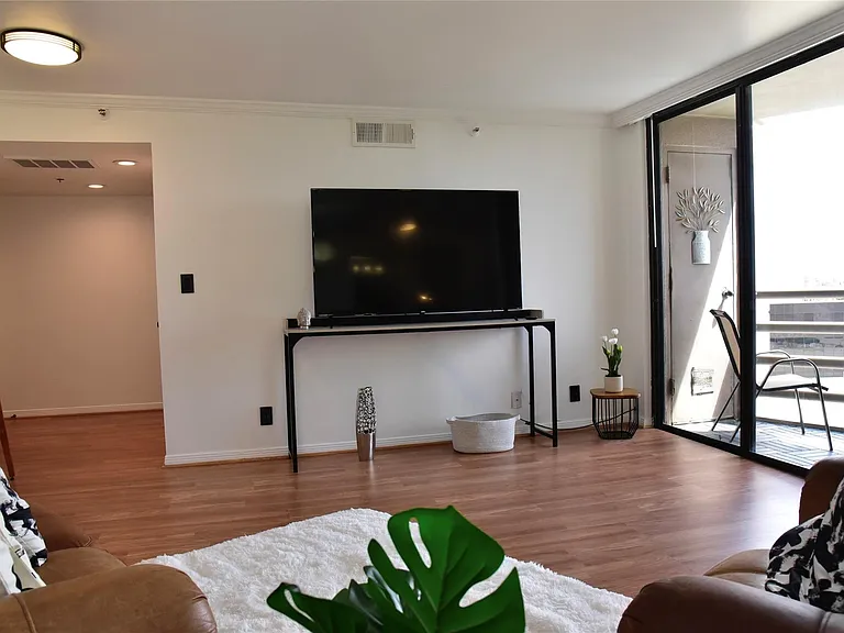 3525 Sage Rd #701 — Photo 16