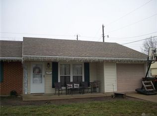 2266 Cornwall Dr, Xenia, OH 45385