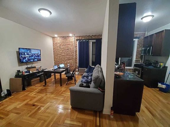 3rd image of 50 E 18th St APT E2