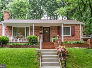 11850 Huggins Dr, Silver Spring, MD 20902