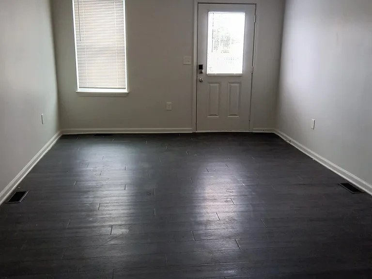 125 Bethel St — Photo 5