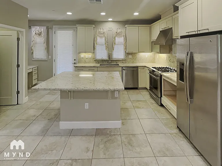 5905 Raleigh Rd — Photo 25