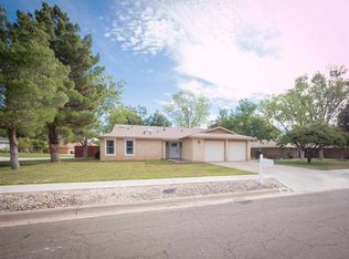 3307 Estrellita Dr, Roswell, NM 88201