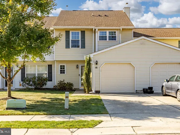 16 Tioga Ct, Bordentown, NJ 08505