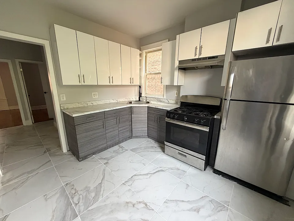 211 Grant Ave #1F