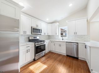 2429 Vauxhall Rd, Union, NJ 07083