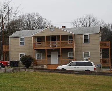 2 bed, $800 — Photo 1
