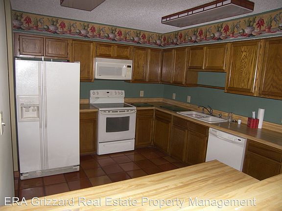 3rd image of 1200 Waterford Dr