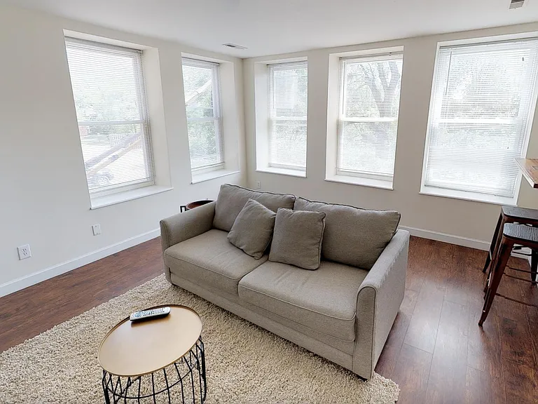 5390 Pershing Ave #305 — Photo 3