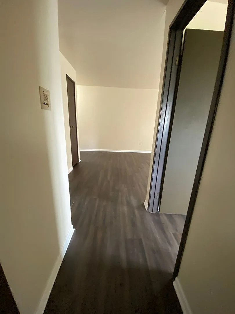 7501 W. Green Tree Rd. — Photo 4