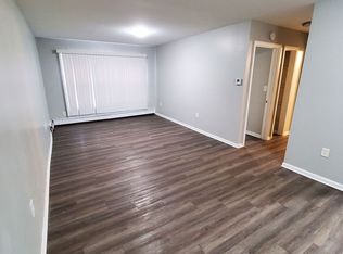 1305-1345 W Locust St #2866-29, Milwaukee, WI 53206