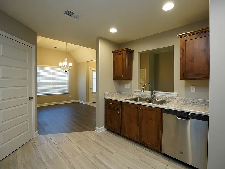 1337 Benjamin Harrison Dr — Photo 23