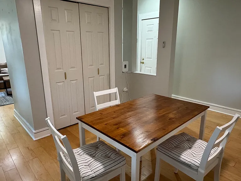 20 Linwood St #1 — Photo 15