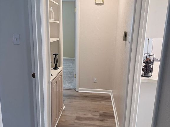 5th image of 722 N 31st St