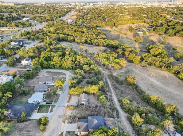 1517 Avenue D, Fort Worth, TX 76104