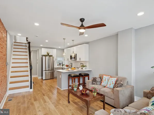 1903 N Lawrence St, Philadelphia, PA 19122