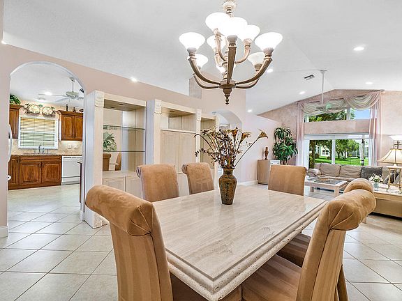 3rd image of 10605 Tropical Breeze Ln