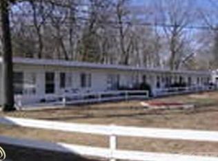 6678 Academy Dr, Brighton, MI 48116