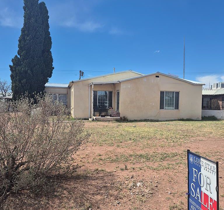 1st image of 207 N La Caverna Dr