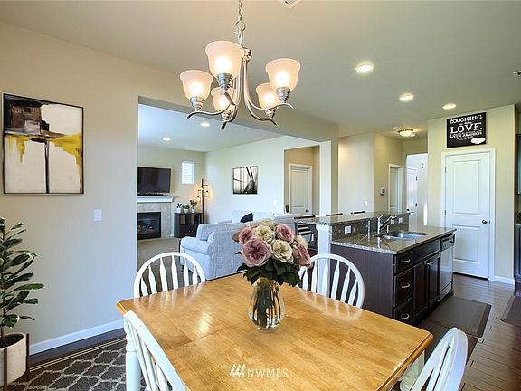 5th image of 258 Otter Dr