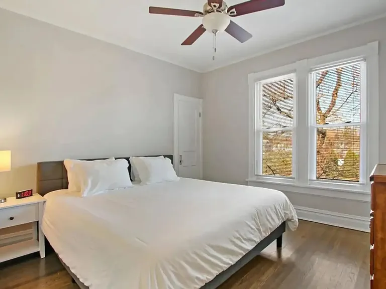 311 W Park Ave — Photo 30