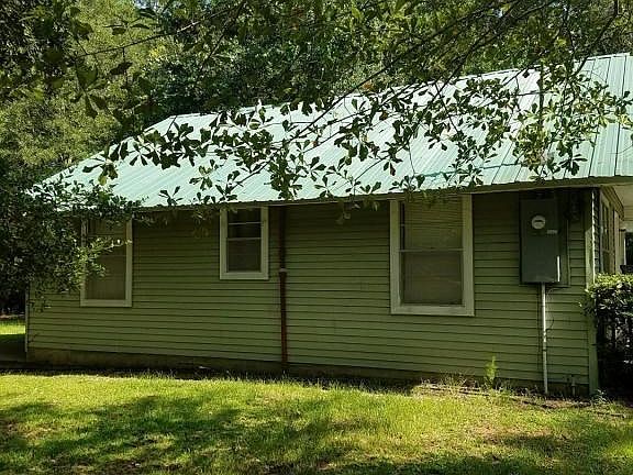 Mitchell Rd side view