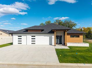 935 Nimitz Ct, City Of Bismarck, ND 58504