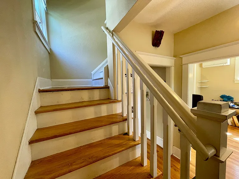 121 NE Mason St — Photo 12