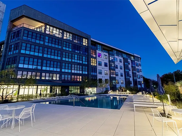 800 Embassy Dr #115 — Photo 1