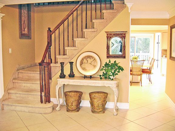 Foyer With Ceramic Tile