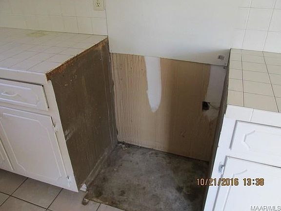 5th image of 2431 Wentworth Dr