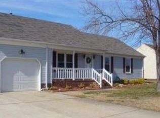 306 Gallenway Terreace, Chesapeake, VA 23322