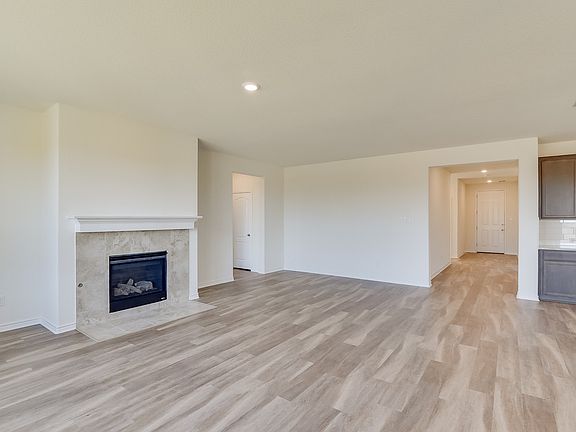4th image of 8920 Bison Creek Dr