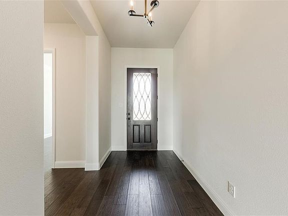4th image of 7024 Central Ct