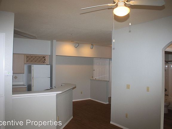 5th image of 823 Camargo Way Unit 311
