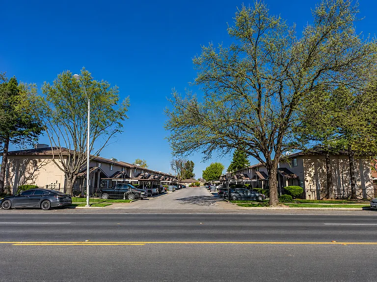2155 Yosemite Pkwy #32 — Photo 12