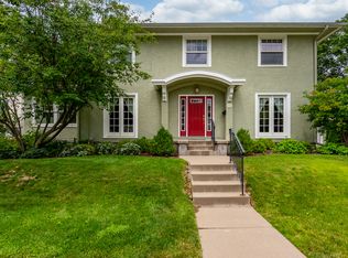308 Forest Rd, Davenport, IA 52803